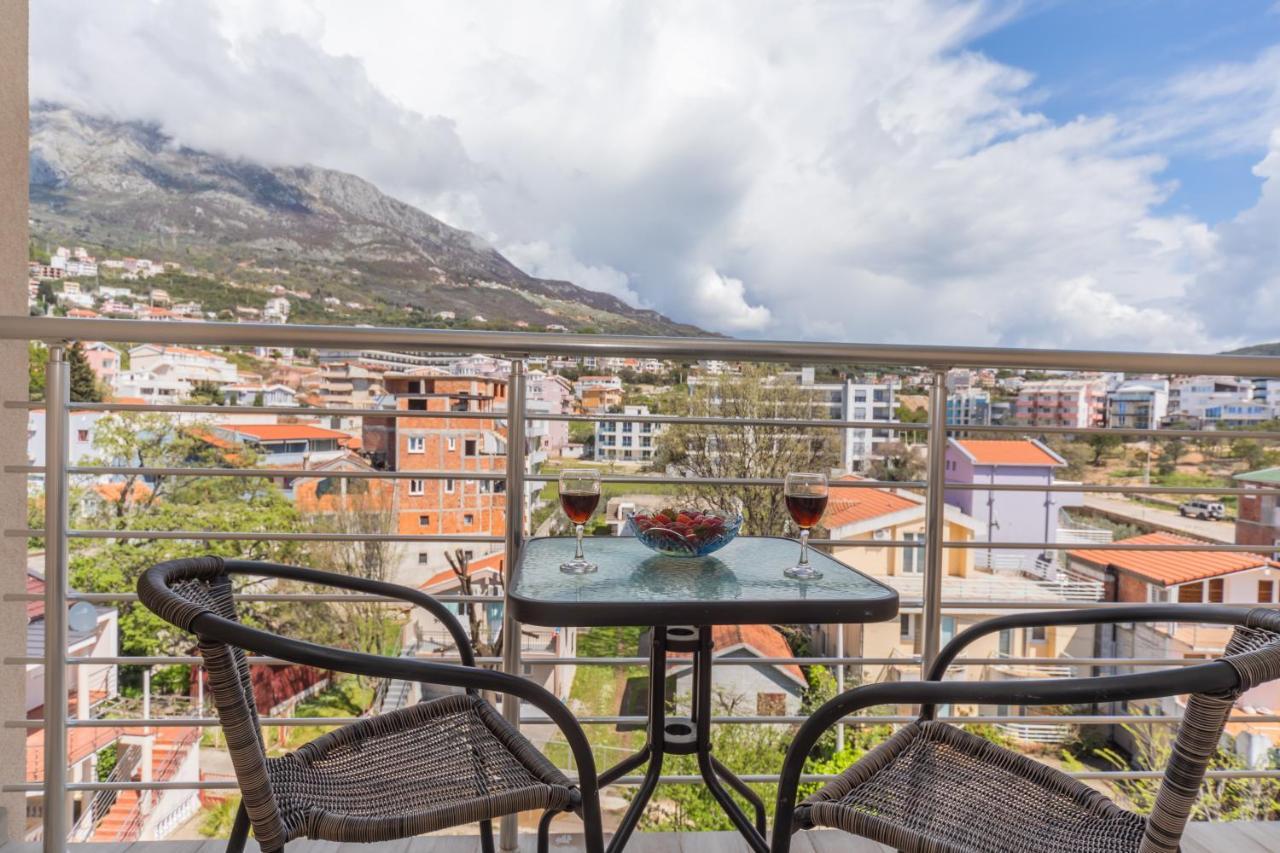 Apartments Dobra Voda Εξωτερικό φωτογραφία